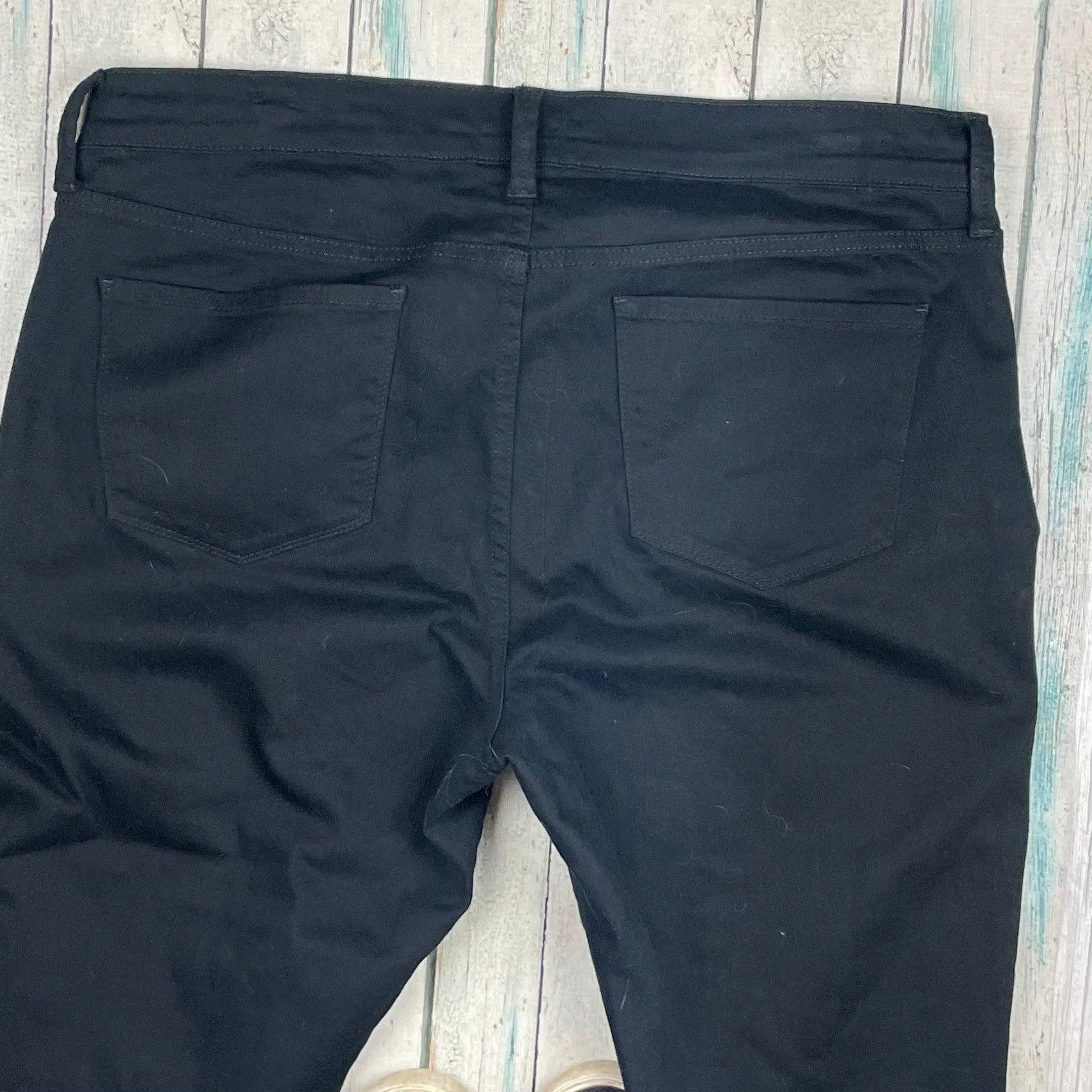 Black Lift & Tuck 'Dayla' NYDJ Wide Cuff Capri Jeans -Size 16 US/ 20AU