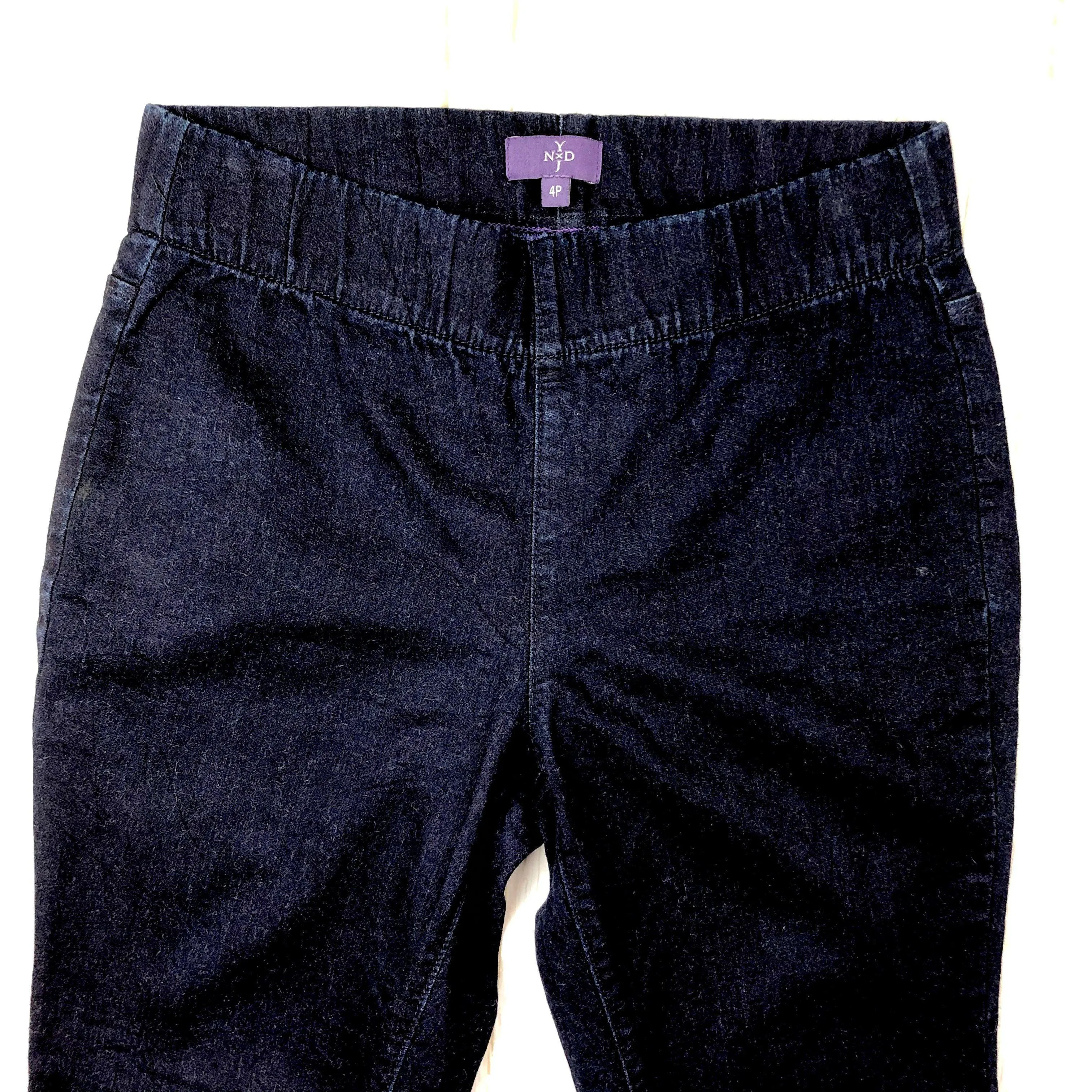 Dark Wash Lift & Tuck Legging NYDJ Jeans -Size 4P ( 8AU)