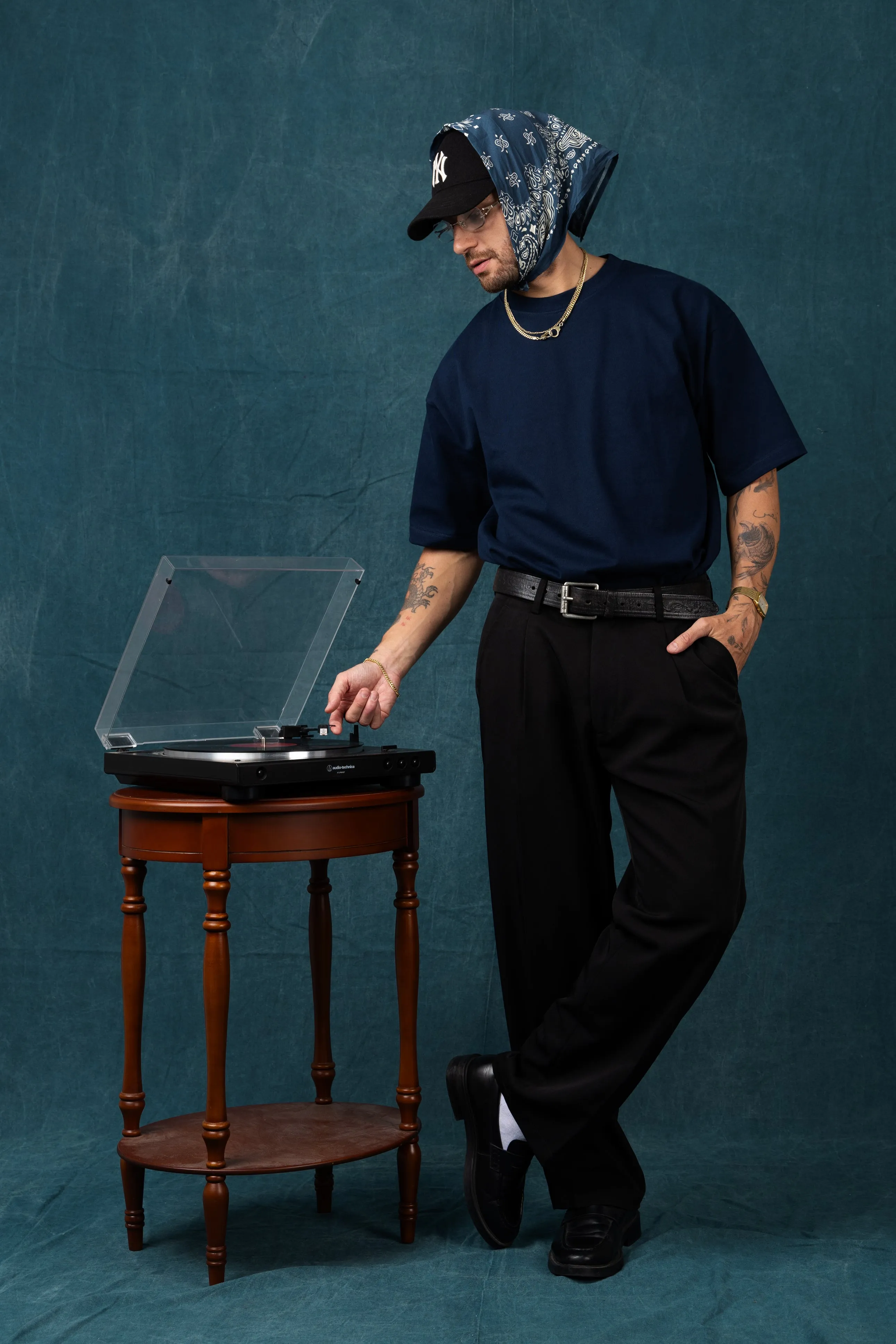Essential Box Tee - Navy