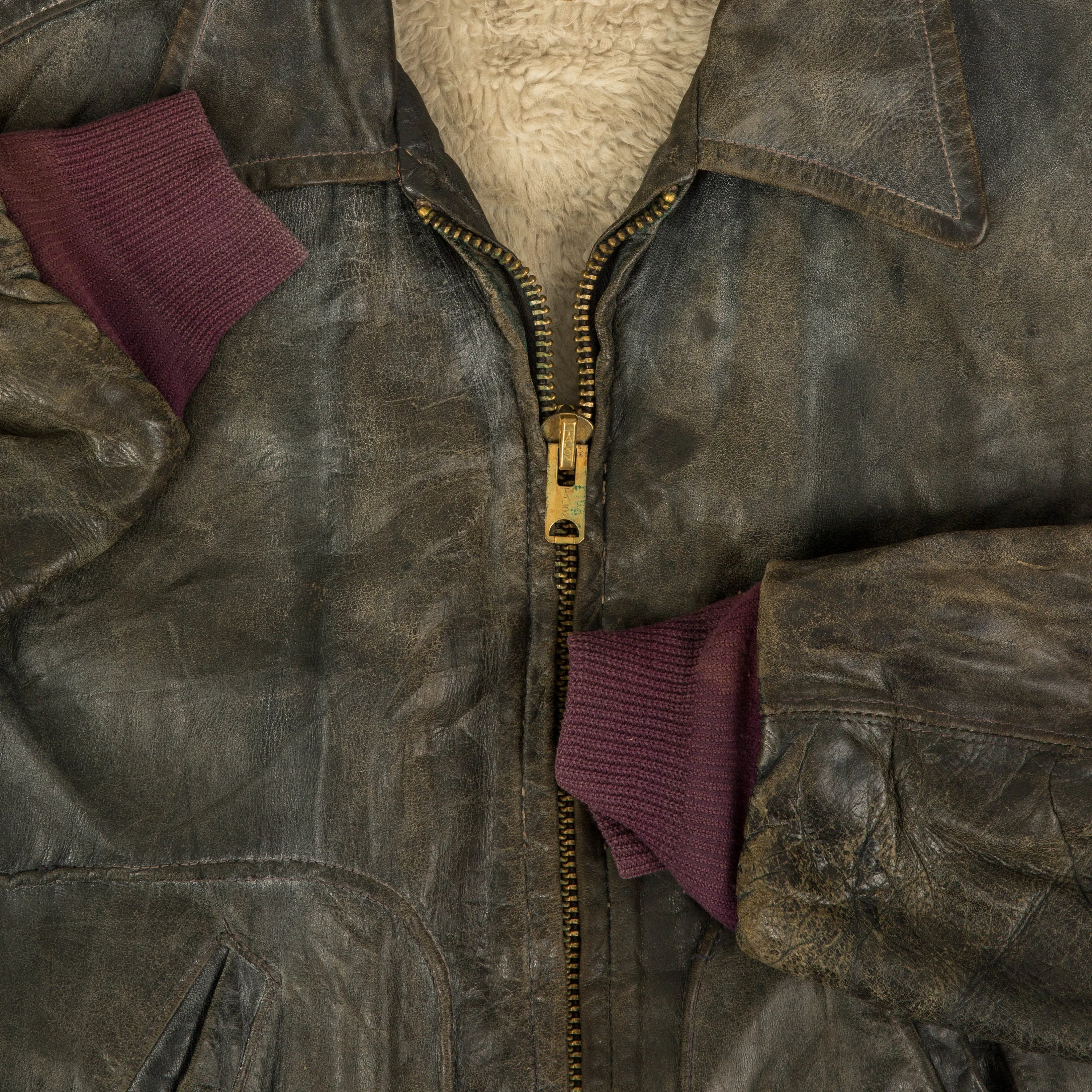 MEN'S VINTAGE 1960S FADED LEATHER BOMBER JACKET - SMALL