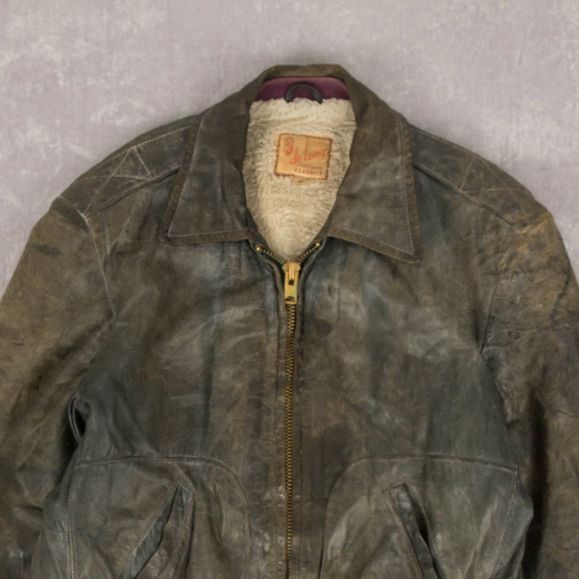 MEN'S VINTAGE 1960S FADED LEATHER BOMBER JACKET - SMALL