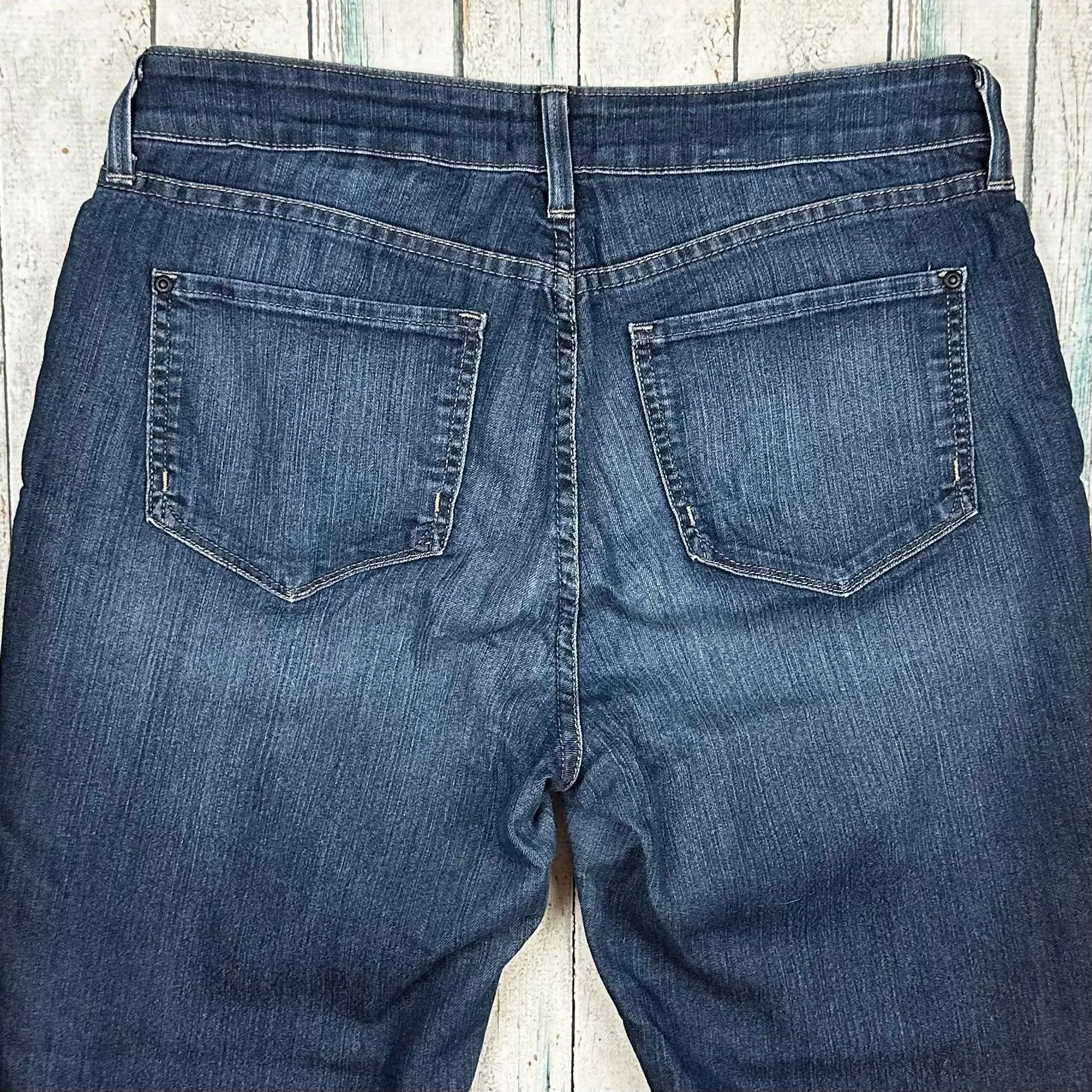 NYDJ Lift & Tuck 'Straight' Jeans -Size 12 US or 16 AU